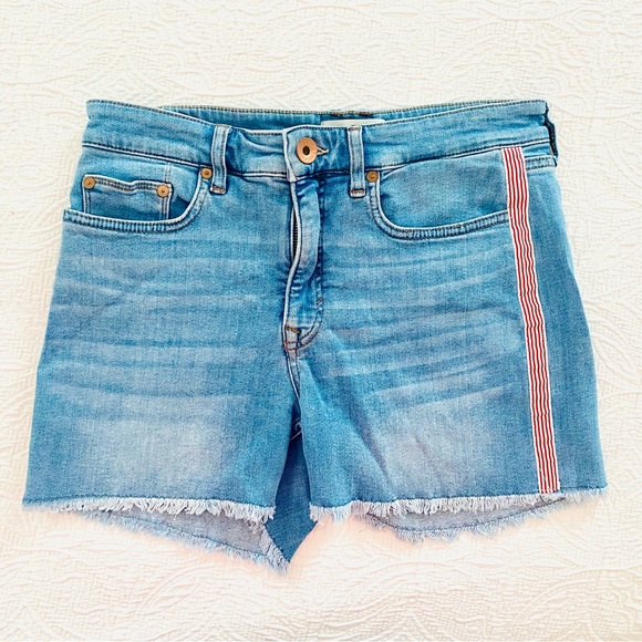 Vineyard Vines Denim High Waisted Shorts - Picture 1 of 4